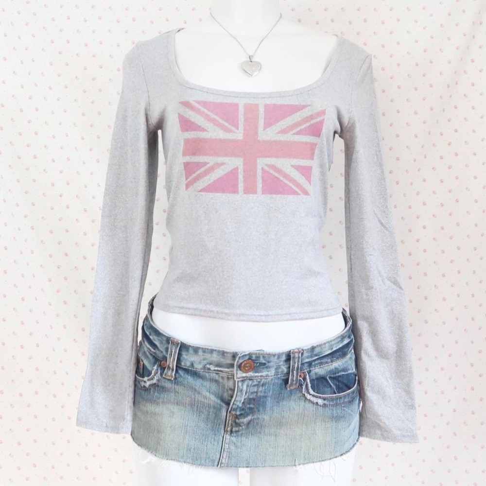 Y2K Union Jack Graphic Long Sleeve Top Grey Pink UK Flag Scoop Neck